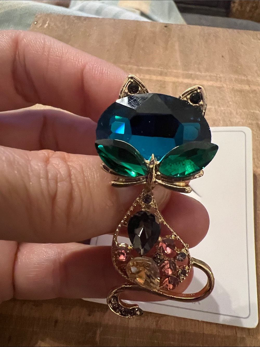 3/$18 Decorative Green-Blue Crystal Cat Brooch - Lot 367